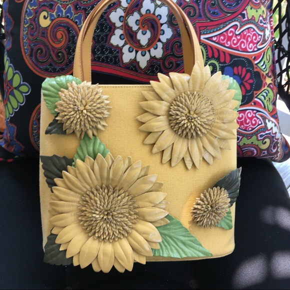 Salvatore Ferragamo Handbags - Ferragamo Tote